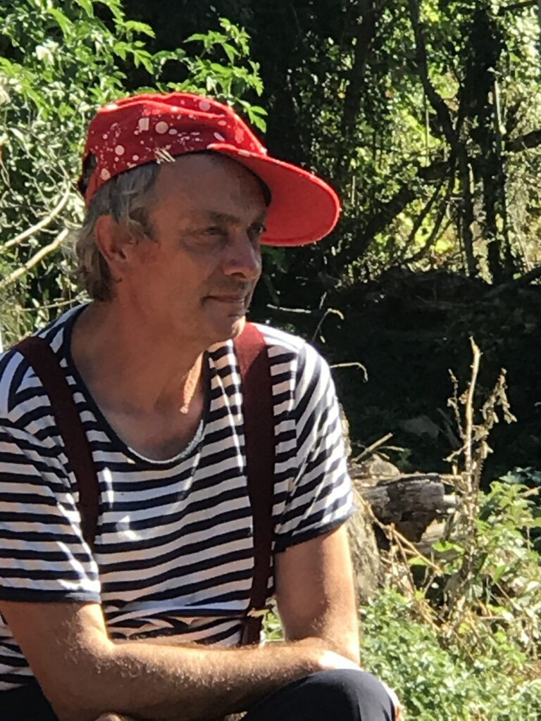 Pierre Didier, qui conduit le stage Jonglerie et jeu des Rencontres Voix & Musiques 2026